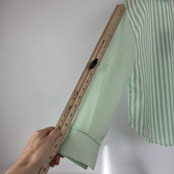 Women's Striped Button Down Shirt Size M Cropped Louse Fit Blouse Green White - Picture 11 of 16